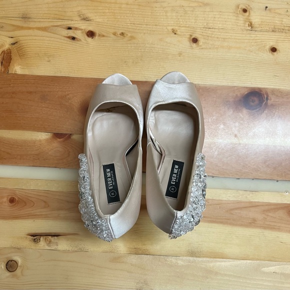 Ever New Melbourne heels - Picture 4 of 5